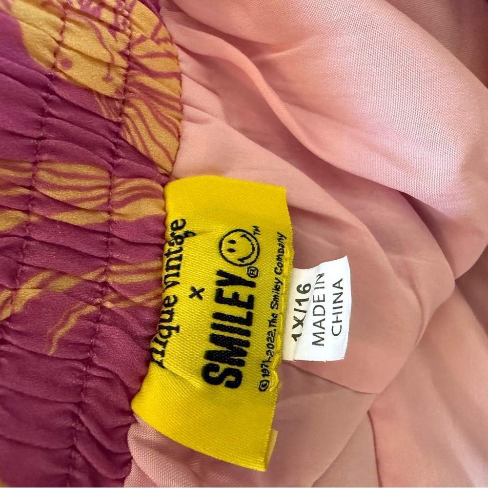 Unique vintage 😃 smiley Off-Shoulder Pink Floral Crop Top & short Set Plus Sz - Picture 5 of 6